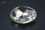 Galet poli de Cristal de roche - Madagascar - minéraux polis 5,1 cm / 53g / BK234 - Vignette | 1001 minéraux