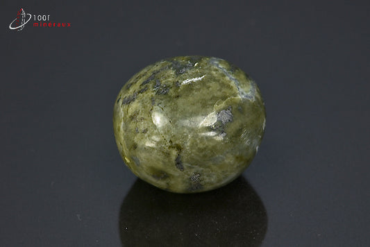 Minéral poli de serpentine verte du Pakistan