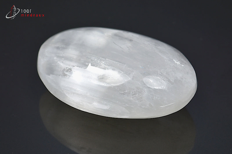 Minéral poli de sélénite blanche