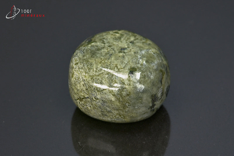 Minéral poli de serpentine verte du Pakistan