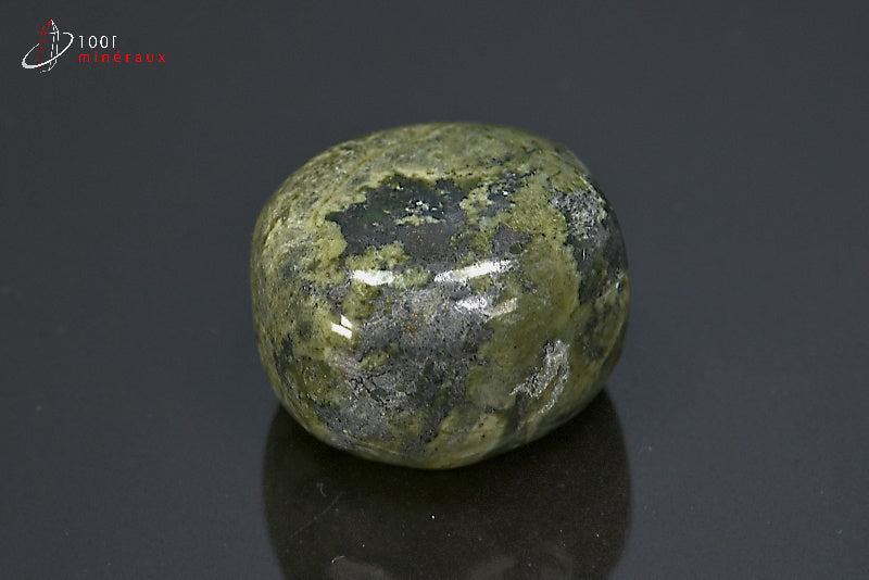 Minéral poli de serpentine verte du Pakistan