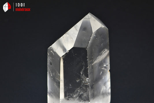 Minéral cristallisé de cristal de roche du Brésil