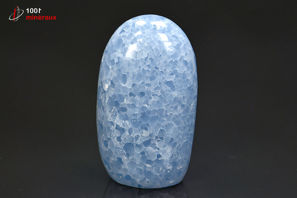 Minérla forme libre polie d'une calcite bleue du Mexique