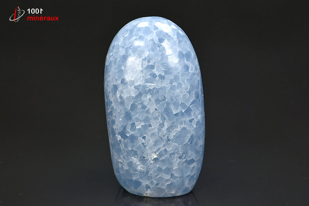Minérla forme libre polie d'une calcite bleue du Mexique