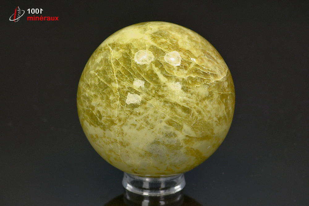 Minéral poli de serpentine verte en forme de sphère du Pakistan