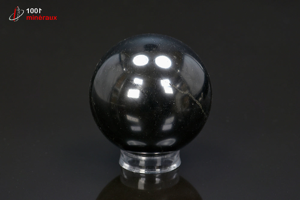 Minéral poli de shungite de Russie en forme de sphère