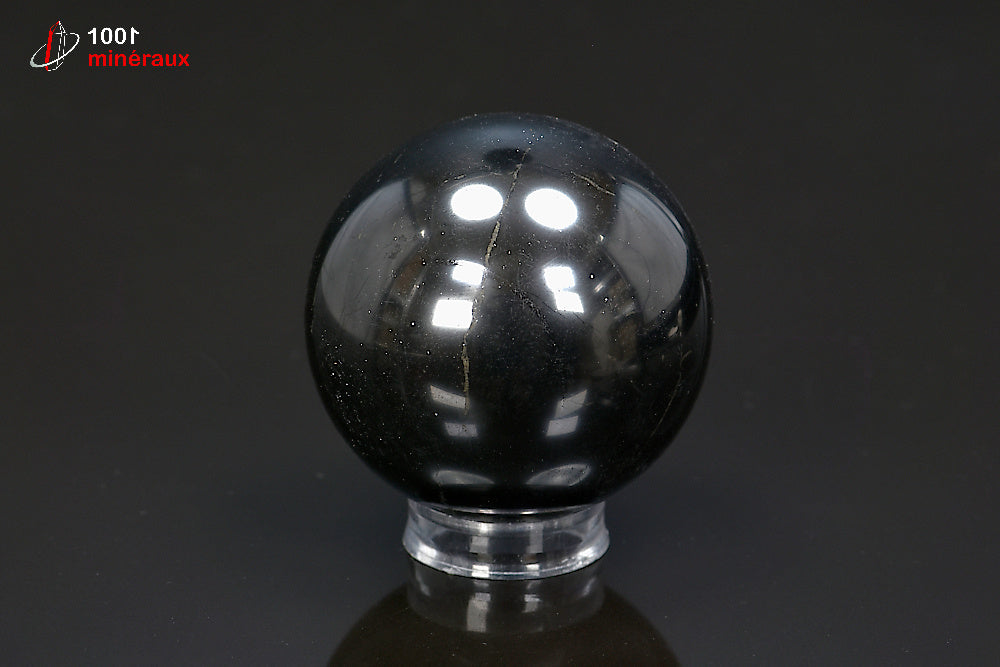 Minéral poli de shungite de Russie en forme de sphère