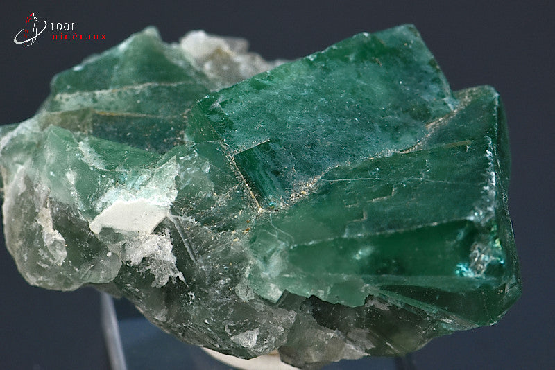 Minéral cristallisé de fluorine verte de Madagascar