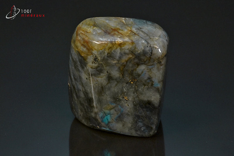 Minéral poli de labradorite de Madagascar