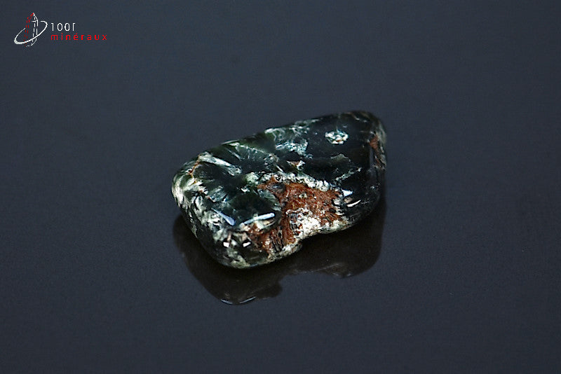 Minéral poli de séraphinite ou clinochlore de Russie