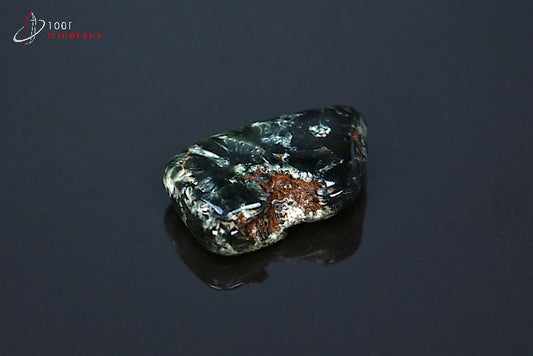 Minéral poli de séraphinite ou clinochlore de Russie