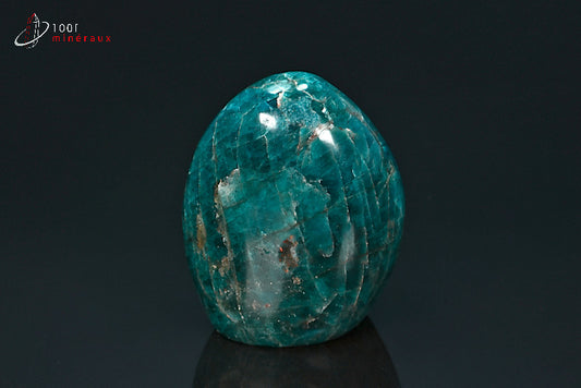 Forme libre polie minérale d'apatite bleue de Madagascar