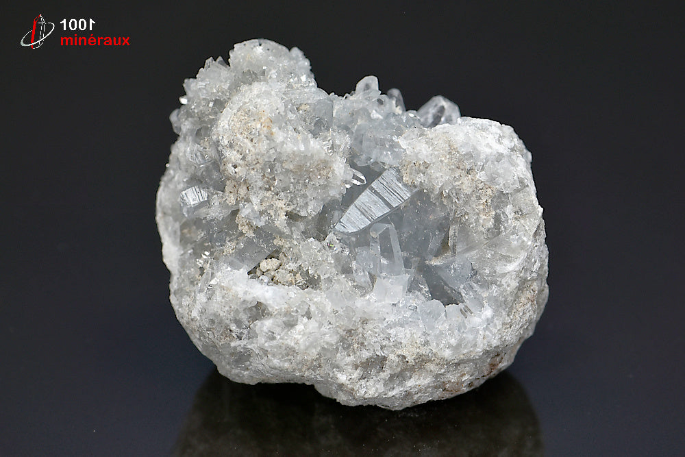 Minéral cristallisé de célestine de Madagascar