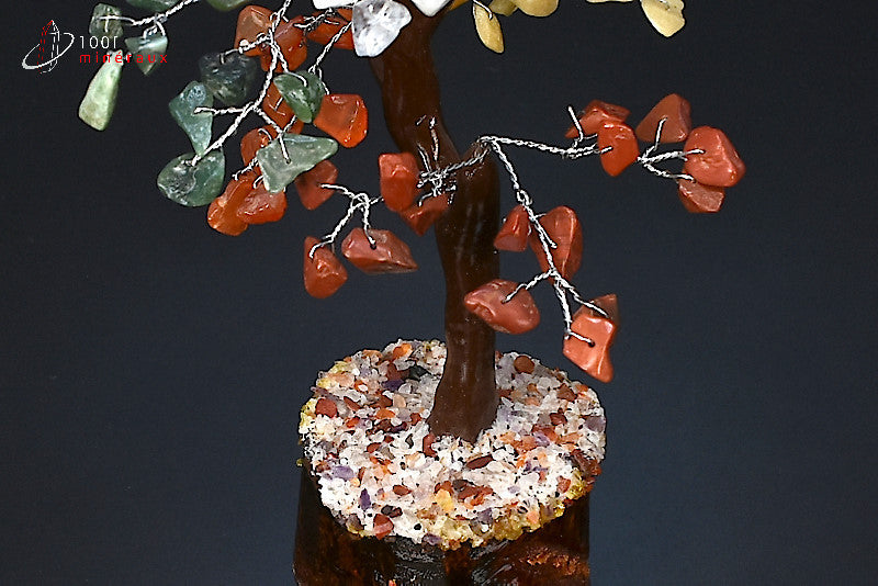 Arbre de vie en pierres variées