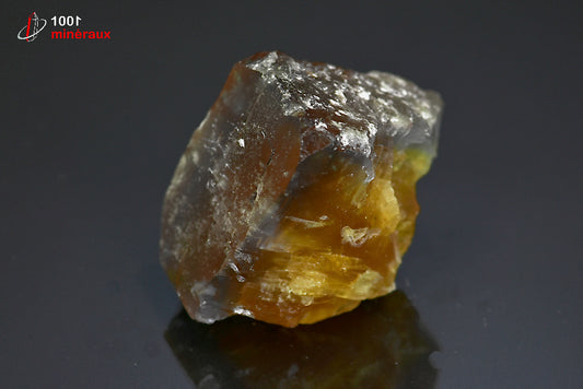 Minéral cristallisé de fluorine bleue et jaune de France