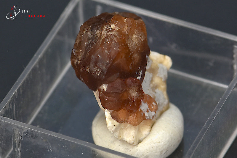 Minéral cristallisé de grenat hessonite du Canada