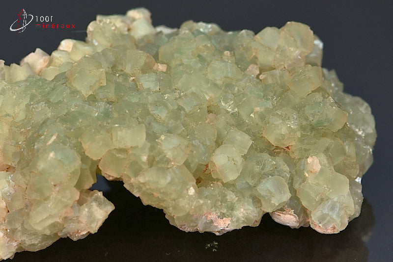 Minéral cristallisé de prehnite verte du Maroc