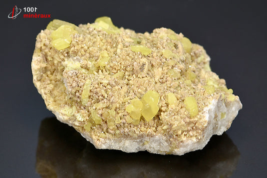 Minéral cristallisé de soufre jaune d'Italie