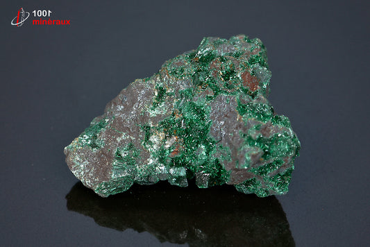 Minéral cristallisé de brochantite verte du Maroc