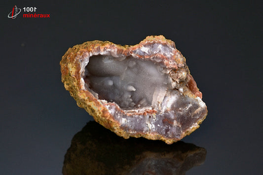 Minéral cristallisé de calcédoine du Maroc