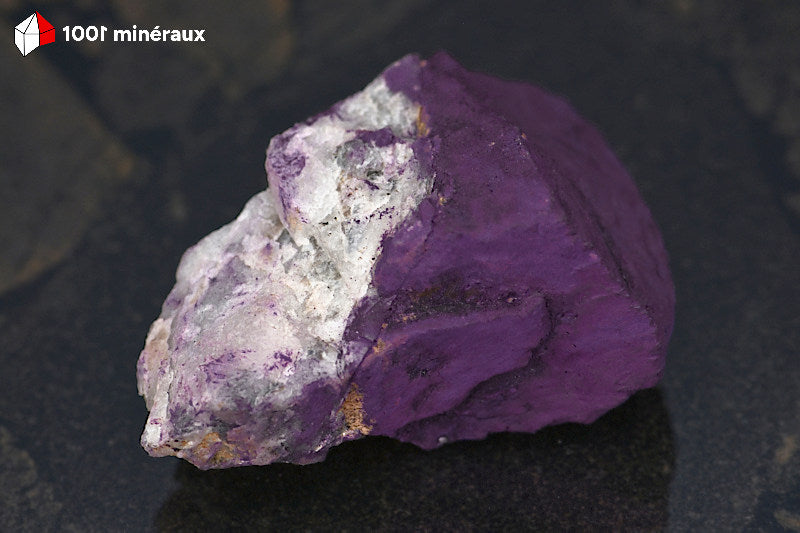 Purpurite sur Quartz blanc du Portugal - Vue d'ensemble face secondaire - 92 g
