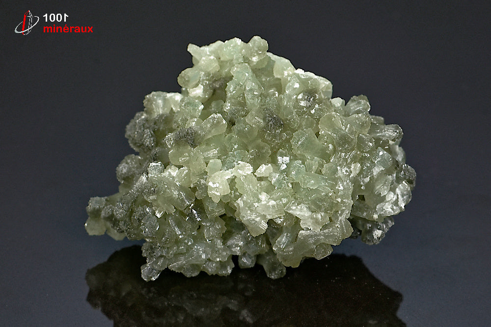 Minéral cristallisé de prehnite verte du Maroc