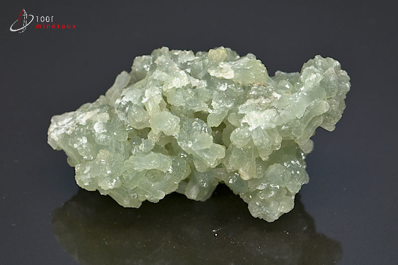 Minéral cristallisé de prehnite verte du Maroc