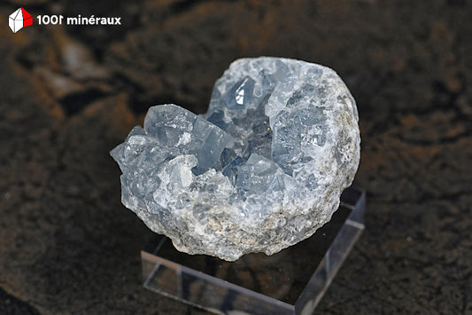 Célestine de Madagascar - Spécimen cristallisé 4,2 x 3,6 x 2,5 cm sur socle - BL92
