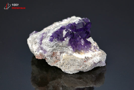 Minéral cristallisé de fluorine violette du Maroc