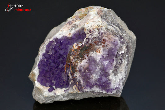 Minéral cristallisé de fluorine violette du Maroc