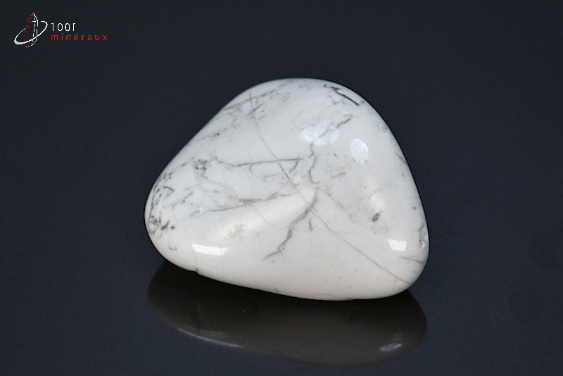 Minéral poli de howlite blanche d'Afrique du sud