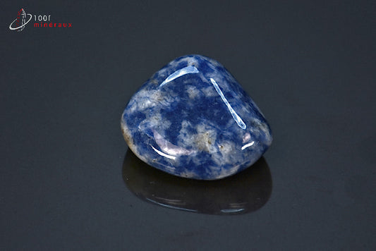 Minéral poli de sodalite bleue de Brésil