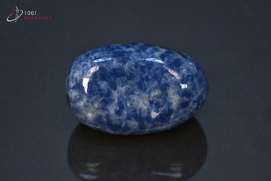 Minéral poli de sodalite bleue de Brésil