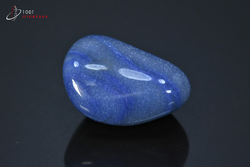 Minéral poli de quartz bleu du Brésil