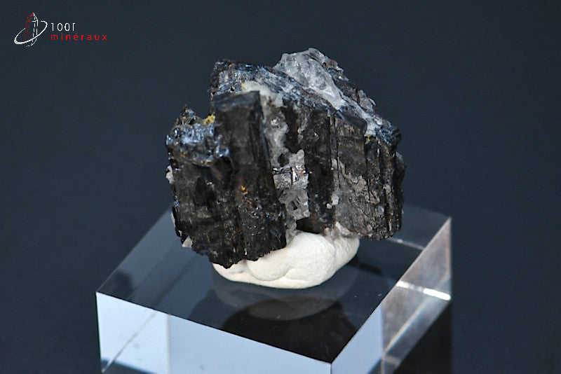 Minéral cristallisé d'hübnérite et quartz du Pérou