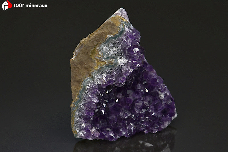 Druse minérale d'améthyste violette cristallisée d'Uruguay de 464g