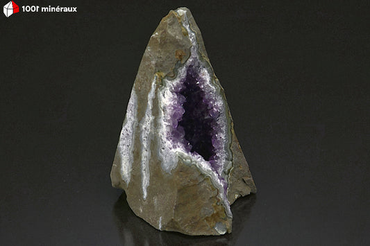 Minéral cristallisé de druse d'Améthyste d'Uruguay