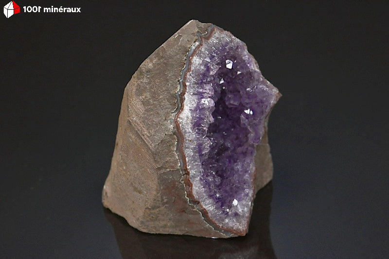 Minéral cristallisé d'une druse d'Améthyste du Brésil