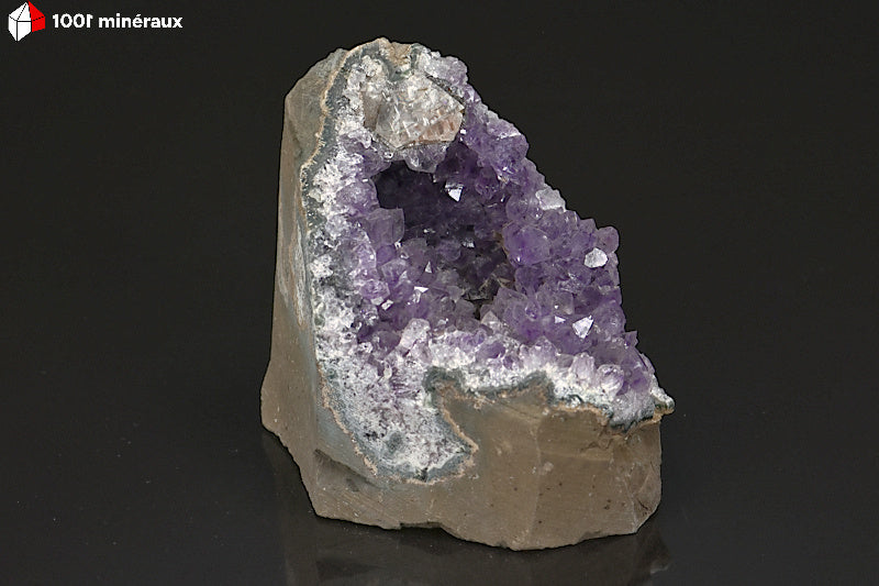 Minéral crisallisé d'une druse d'Améthyste d'Uruguay
