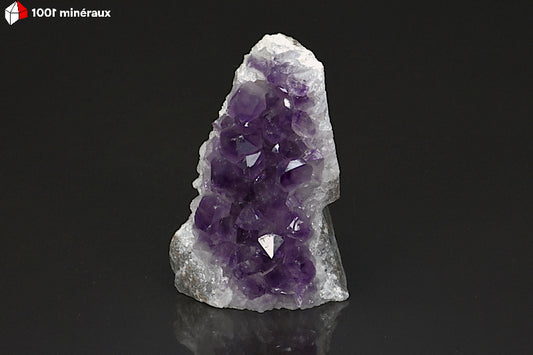 Minéral crisallisé d'une druse d'Améthyste d'Uruguay