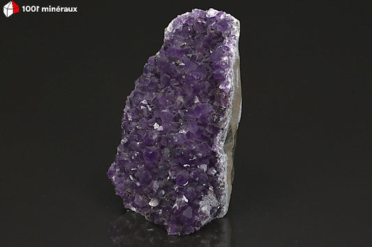 Minéral crisallisé d'une druse d'Améthyste d'Uruguay