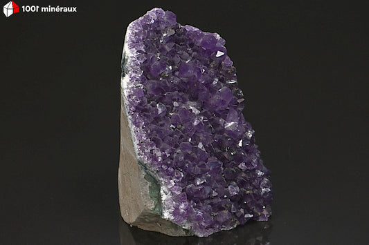 Minéral crisallisé d'une druse d'Améthyste d'Uruguay