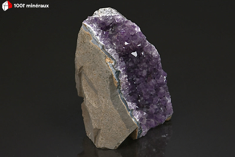 Minéral crisallisé d'une druse d'Améthyste d'Uruguay