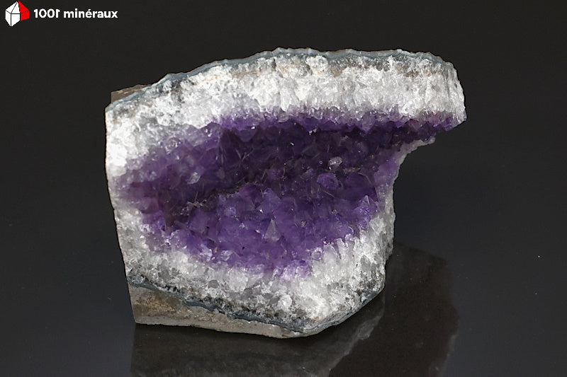 Minéral crisallisé d'une druse d'Améthyste d'Uruguay