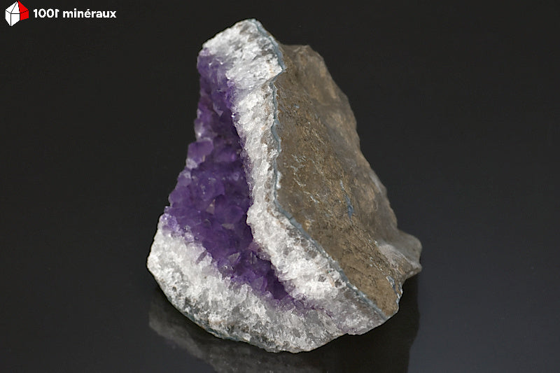 Minéral crisallisé d'une druse d'Améthyste d'Uruguay