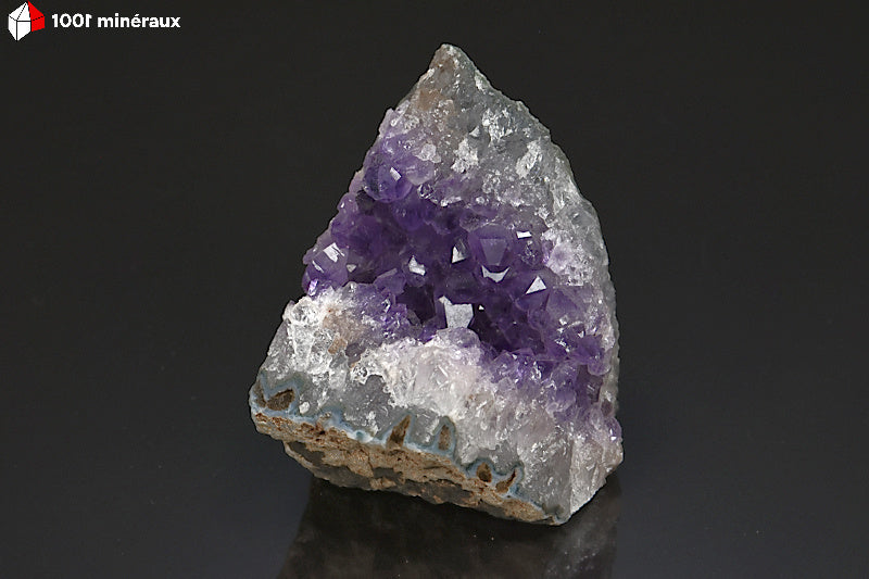 Minéral crisallisé d'une druse d'Améthyste d'Uruguay