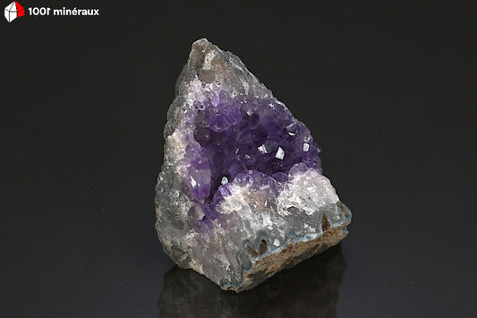 Minéral crisallisé d'une druse d'Améthyste d'Uruguay