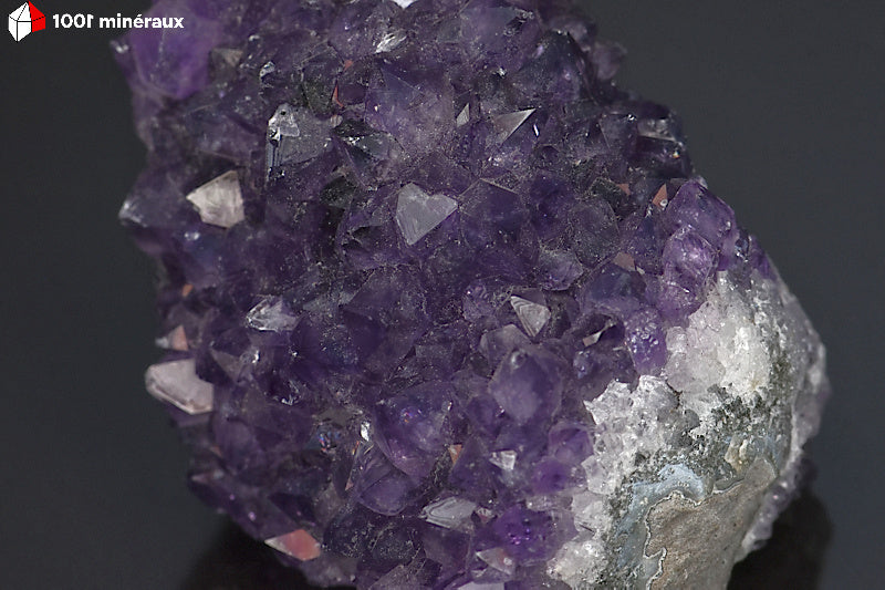 Minéral crisallisé d'une Améthyste Ananas d'Uruguay