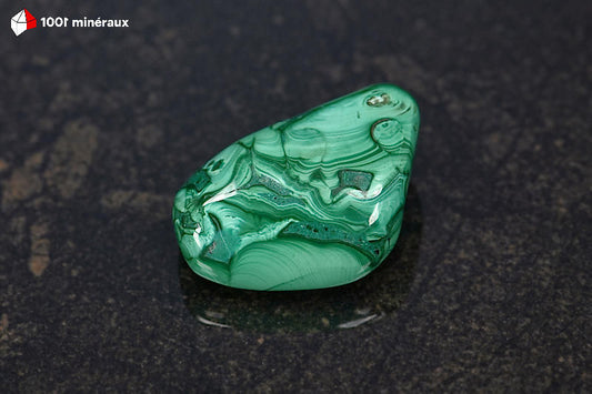Malachite polie RDC - Détail du bariolage vert clair et vert moyen - 18 g
