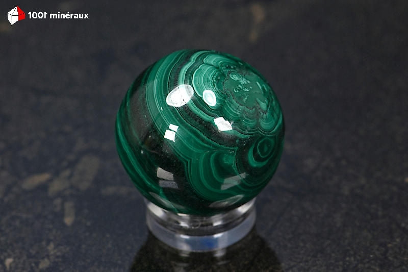 Sphère de Malachite polie RDC - Dessins verts sur fond noir, 110 g - BM647
